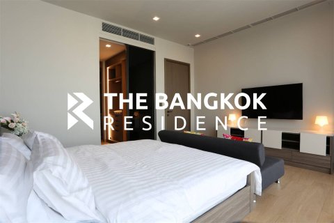 Condo in Bangkok, Thailand, 2 bedrooms  № 184501 - photo 3