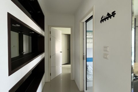 Condo in Pattaya, Thailand, 2 bedrooms  № 141360 - photo 6