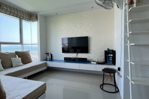 Condo in Pattaya, Thailand, 2 bedrooms  № 141360 - photo 1