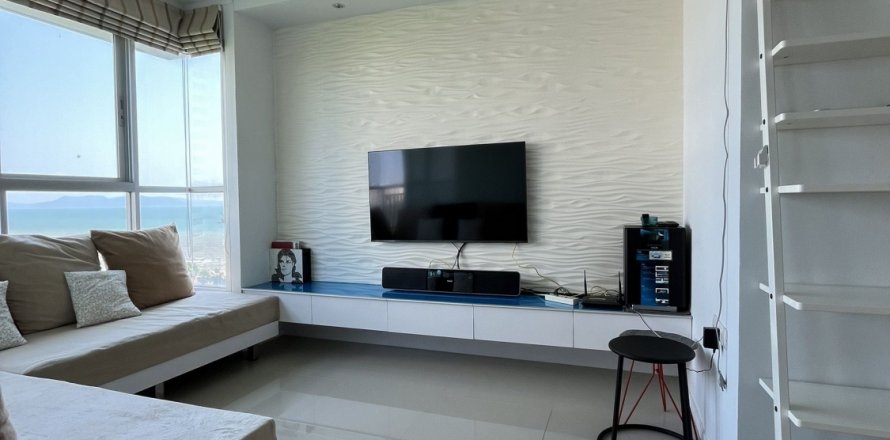 Condo in Pattaya, Thailand, 2 bedrooms  № 141360