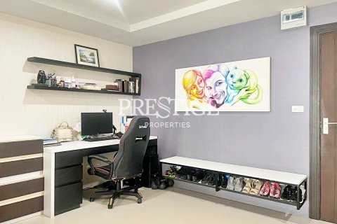 Condo in Pattaya, Thailand, 1 bedroom № 209133 - photo 8
