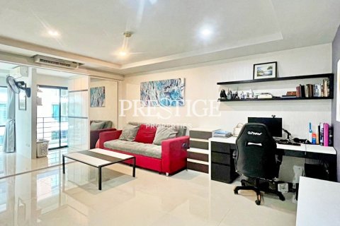 Condo in Pattaya, Thailand, 1 bedroom № 209133 - photo 4