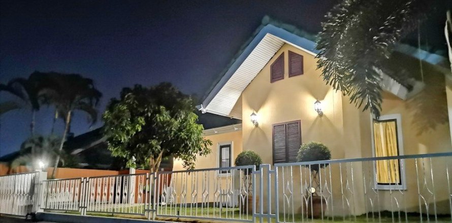 Haus in Pattaya, Thailand 3 Schlafzimmer № 222973
