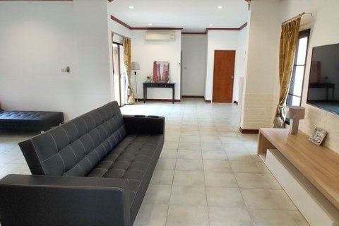 Haus in Pattaya, Thailand 3 Schlafzimmer № 222973 - Foto 4