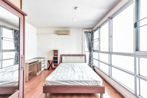 Condo in Bangkok, Thailand, 2 bedrooms № 186815