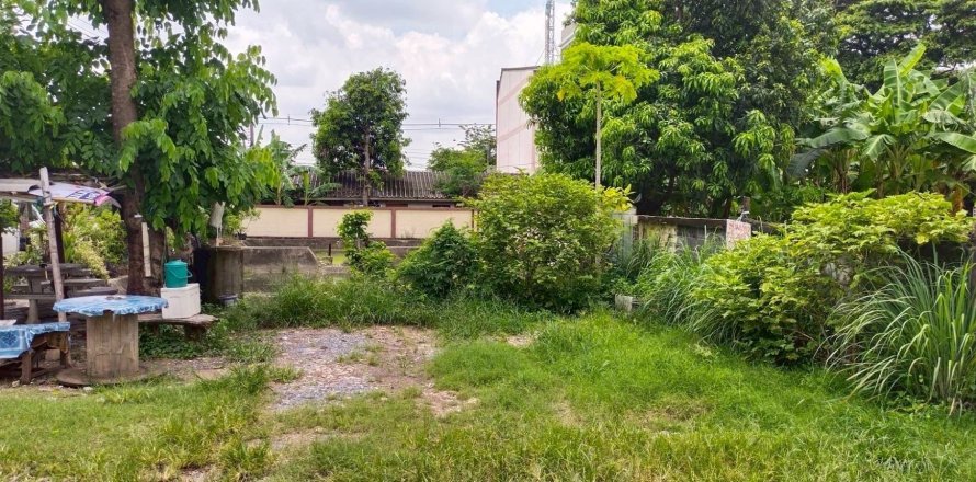 Земельный участок в Кханнаяу, Бангкок, Таиланд 1024м2  № 158196