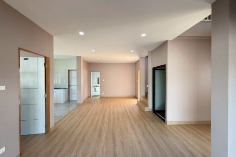 Дом в Чиангмае, Таиланд с 4 спальнями  № 158195 - фото 9