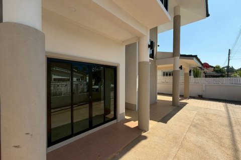 Дом в Чиангмае, Таиланд с 4 спальнями  № 158195 - фото 3