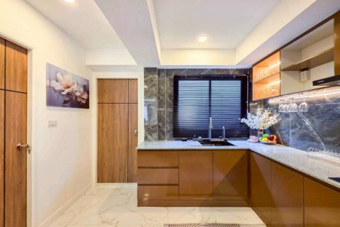 Villa à Pattaya, Thaïlande 5 chambres № 172856 - photo 10