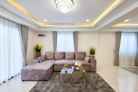 Villa à Pattaya, Thaïlande 5 chambres № 172856 - photo 3