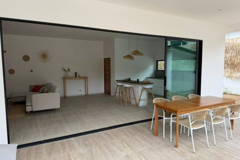 Вилла в Сураттхани, Таиланд с 2 спальнями  № 172854 - фото 4