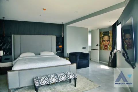 Condominio de 4 dormitorios en Watthana, Bangkok, Tailandia № 214346 - foto 13