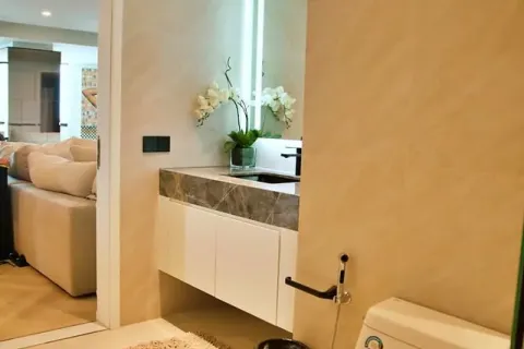 Condominio de 4 dormitorios en Watthana, Bangkok, Tailandia № 214346 - foto 20