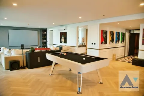 Condominio de 4 dormitorios en Watthana, Bangkok, Tailandia № 214346 - foto 2