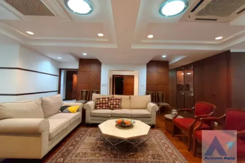 Condominio de 3 dormitorios en Khlong Toei, Bangkok, Tailandia № 214348 - foto 10