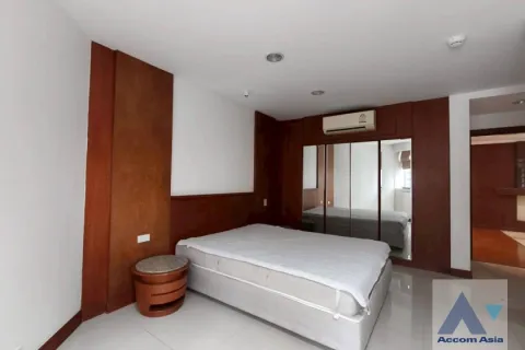 Condominio de 3 dormitorios en Khlong Toei, Bangkok, Tailandia № 214348 - foto 23