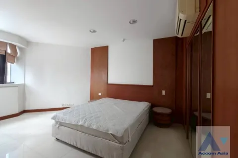 Condominio de 3 dormitorios en Khlong Toei, Bangkok, Tailandia № 214348 - foto 24