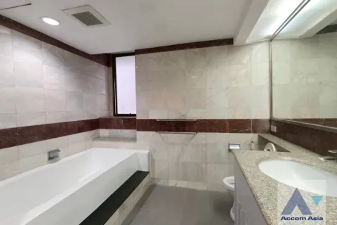 Condominio de 3 dormitorios en Khlong Toei, Bangkok, Tailandia № 214348 - foto 28