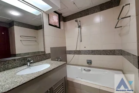 Condominio de 3 dormitorios en Khlong Toei, Bangkok, Tailandia № 214348 - foto 29