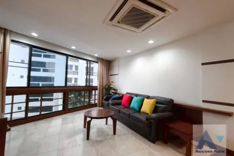 Condominio de 3 dormitorios en Khlong Toei, Bangkok, Tailandia № 214348 - foto 8