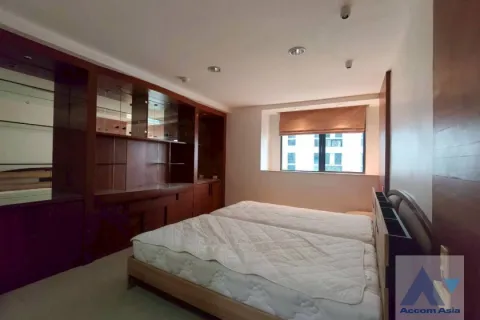 Condominio de 3 dormitorios en Khlong Toei, Bangkok, Tailandia № 214348 - foto 22