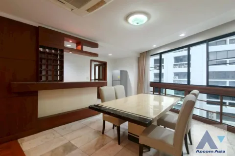 Condominio de 3 dormitorios en Khlong Toei, Bangkok, Tailandia № 214348 - foto 12