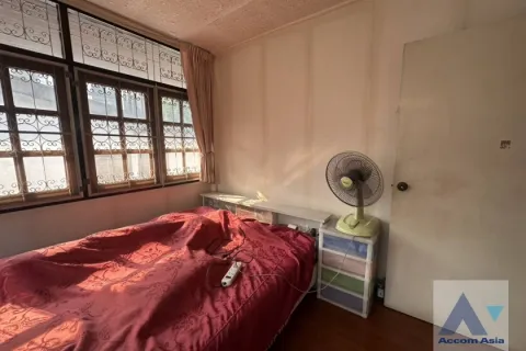 Casa de 4 dormitorios en Watthana, Bangkok, Tailandia № 214350 - foto 10