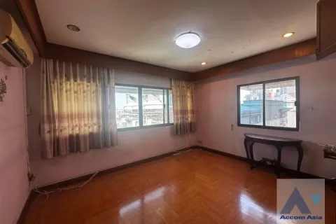 Кондоминиум с 3 спальнями в Сатхоне, Бангкок, Таиланд № 214351 - фото 11