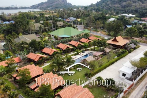 Propriété commerciale à Hua Hin, Thaïlande № 168647 - photo 1