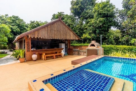 Villa in Sam Roi Yot, Thailand 4 bedrooms № 168648 - photo 10