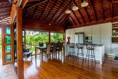 Villa in Sam Roi Yot, Thailand 4 bedrooms № 168648 - photo 8