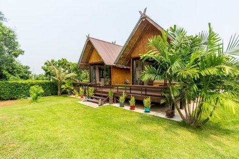 Villa in Sam Roi Yot, Thailand 4 bedrooms № 168648 - photo 12