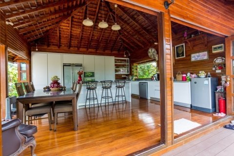 Villa in Sam Roi Yot, Thailand 4 bedrooms № 168648 - photo 9