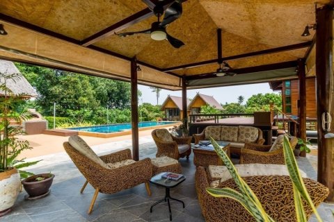 Villa in Sam Roi Yot, Thailand 4 bedrooms № 168648 - photo 6