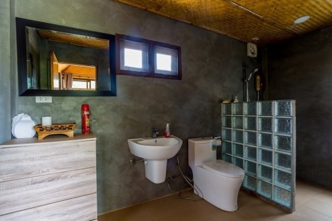 Villa in Sam Roi Yot, Thailand 4 bedrooms № 168648 - photo 15