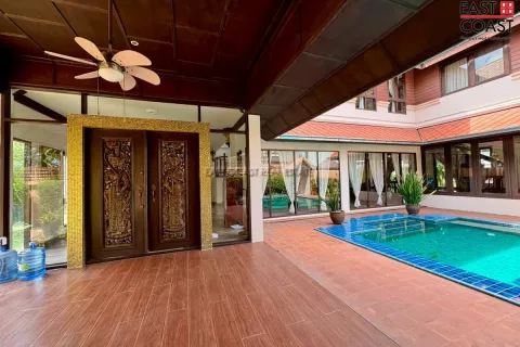 Casa de 3 dormitorios en Jomtien Beach, Pattaya, Tailandia № 212766 - foto 30