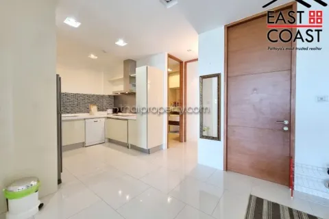 Condominio de 2 dormitorios en Pattaya, Tailandia № 212767 - foto 2