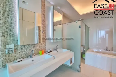 Condominio de 2 dormitorios en Pattaya, Tailandia № 212767 - foto 13