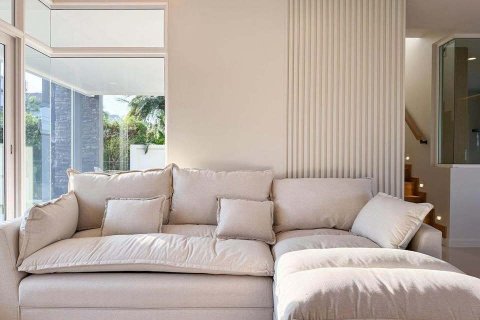 House in Phuket, Thailand 4 bedrooms № 154819 - photo 11