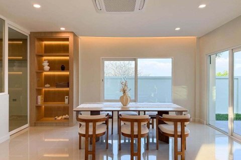 House in Phuket, Thailand 4 bedrooms № 154819 - photo 4