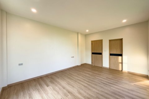 House in Phuket, Thailand 4 bedrooms № 154819 - photo 22