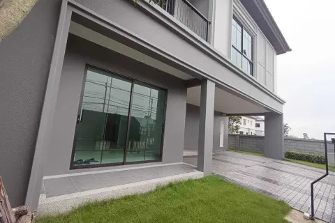 Дом в Лат Крабанге, Бангкок, Таиланд с 4 спальнями № 154818 - фото 5