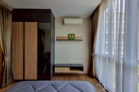 Студия в кондо в Ваттхане, Бангкок, Таиланд № 160856 - фото 5