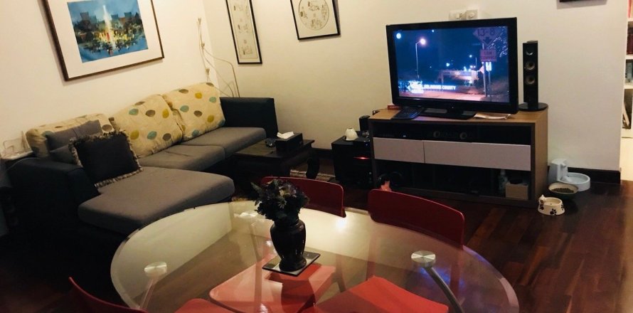 Condo in Watthana, Bangkok, Thailand, 2 bedrooms  № 160861