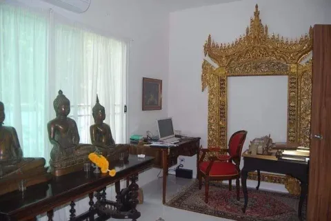 Villa in Chiang Mai, Thailand 6 bedrooms № 162848 - photo 17