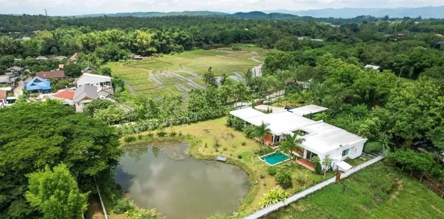 Villa in Chiang Mai, Thailand 6 bedrooms № 162848