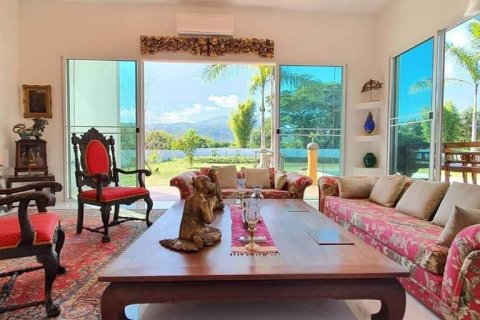 Villa in Chiang Mai, Thailand 6 bedrooms № 162848 - photo 11