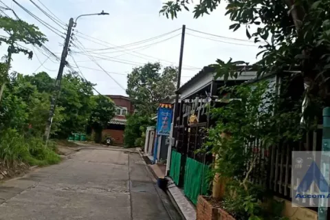 Haus in Phra Khanong, Bangkok, Thailand 3 Schlafzimmer № 218645 - Foto 3
