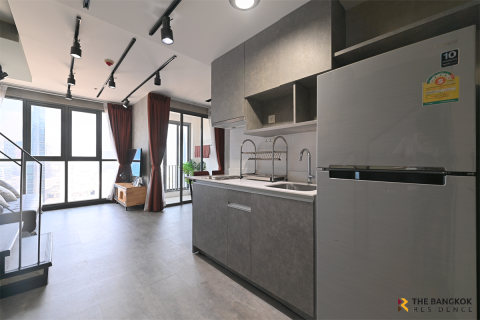 Condo in Bangkok, Thailand, 2 bedrooms № 186739 - photo 4