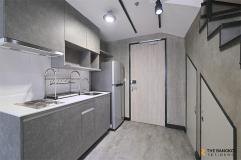 Condo in Bangkok, Thailand, 2 bedrooms № 186739 - photo 9